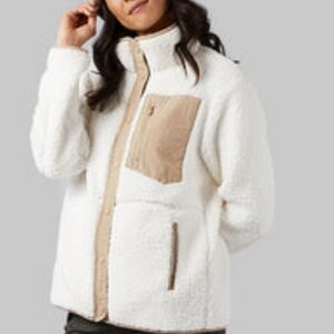 Sherpa snap jacket new with out tag never worn